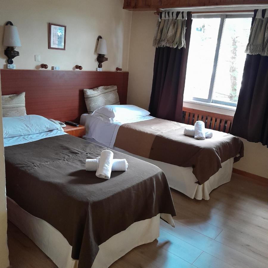 Hosteria Nuevo Pinar San Carlos de Bariloche Luaran gambar