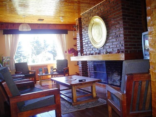 Hosteria Nuevo Pinar San Carlos de Bariloche Luaran gambar