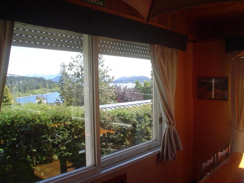 Hosteria Nuevo Pinar San Carlos de Bariloche Luaran gambar