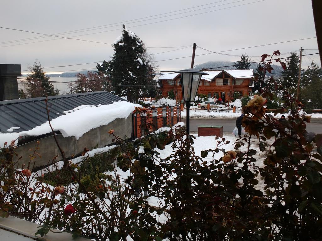 Hosteria Nuevo Pinar San Carlos de Bariloche Luaran gambar